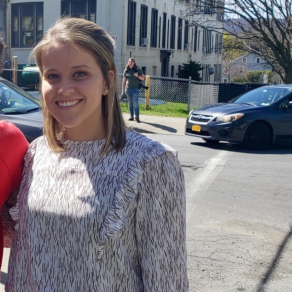 Meet your Posher, Rachel